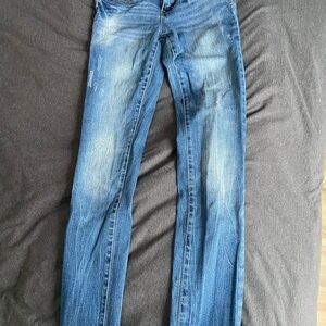Aeropostale Women's Medium Blue Skinny Jeans with Faded Wash